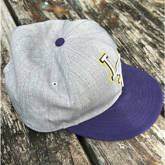 New Era 9 Fifty LSU Tigers Adjustable Baseball Cap/Hat. Gray/Purple. - Picture 4 of 6